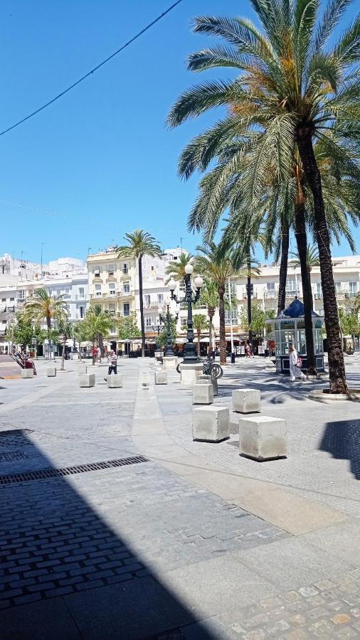 Apartamentos Plaza Santo Domingo Cadiz Ngoại thất bức ảnh